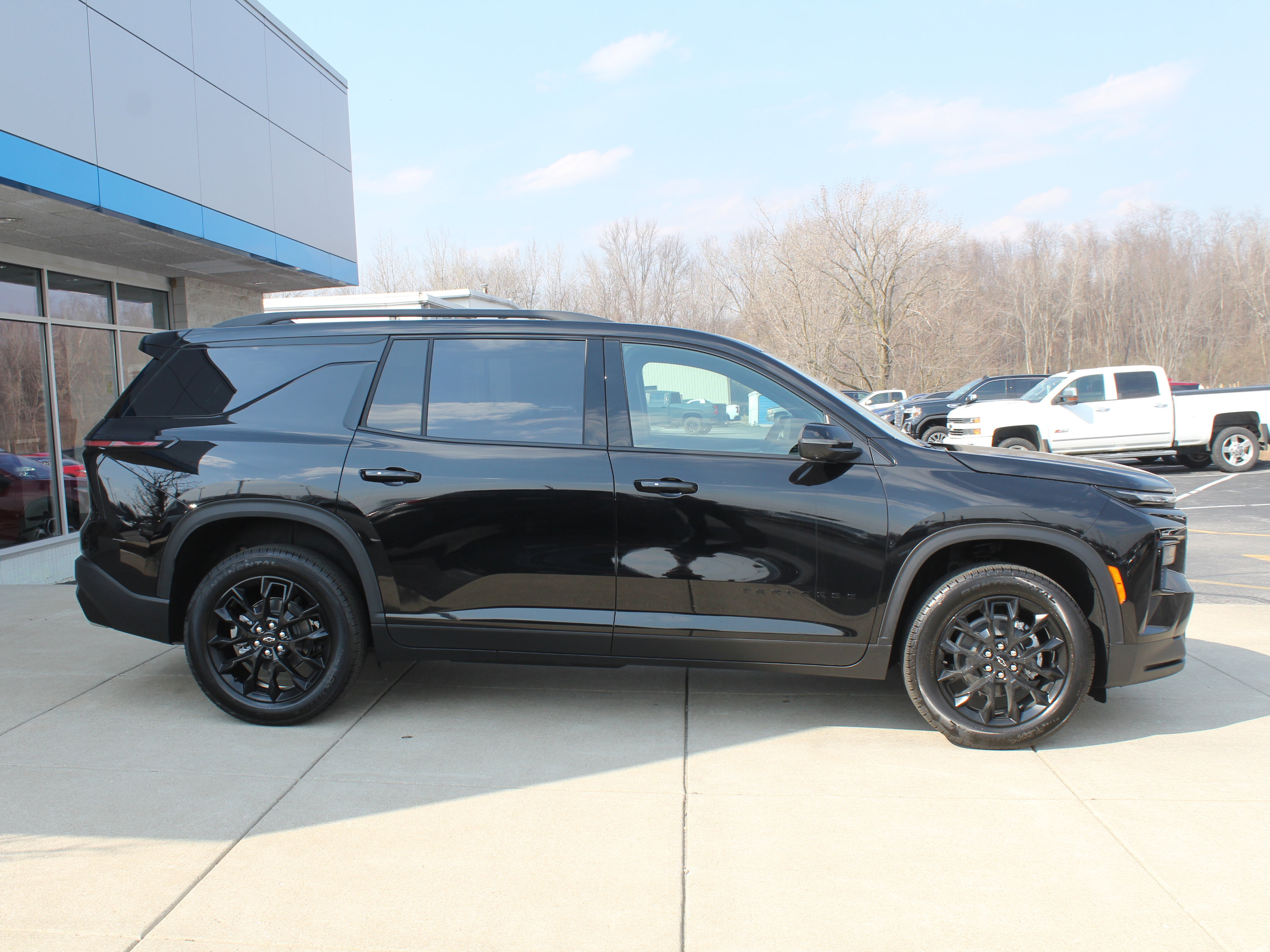 New 2026 Chevrolet Traverse LT image 3