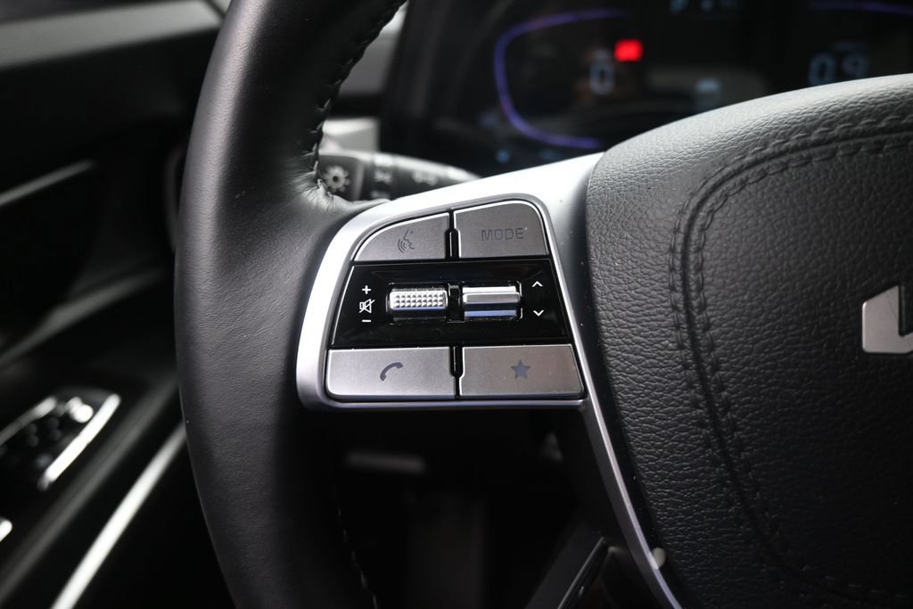 Used 2025 Kia Telluride S AWD/4WD image 17