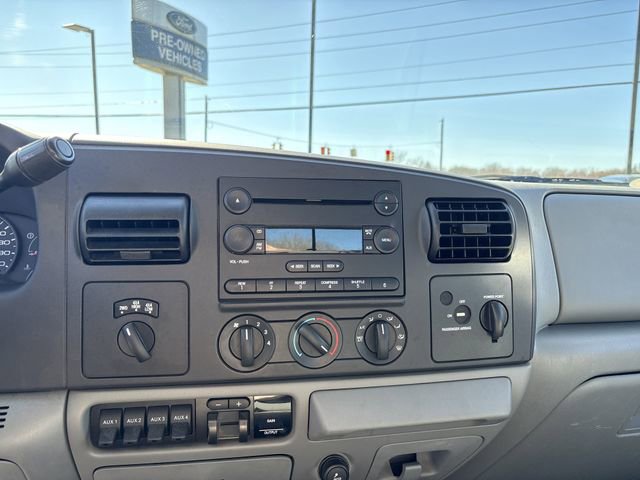 Used 2007 Ford F350 4x4 SuperCab Super Duty image 28