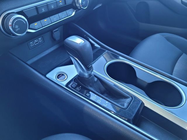 Used 2024 Nissan Altima 2.5 SV image 12