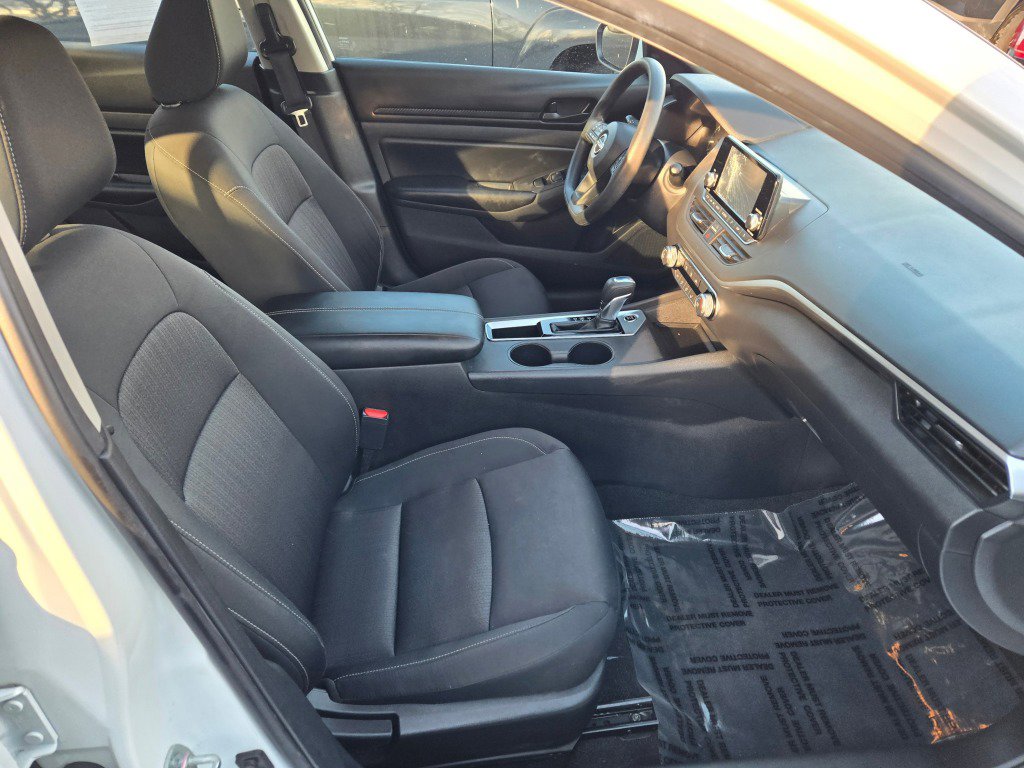 Used 2023 Nissan Altima 2.5 S image 6