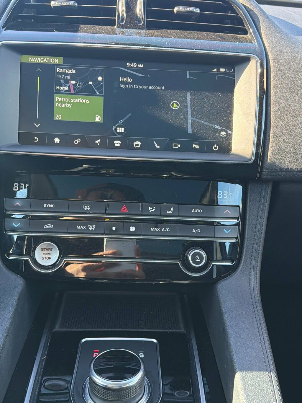 Used 2020 Jaguar F-PACE Prestige image 17