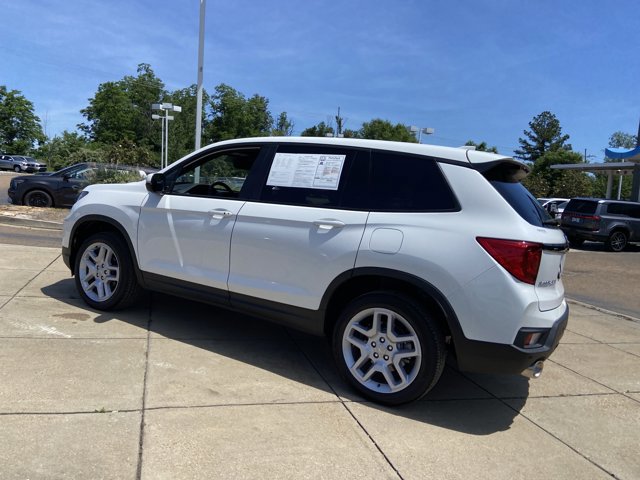 Used 2025 Honda Passport EX-L image 19