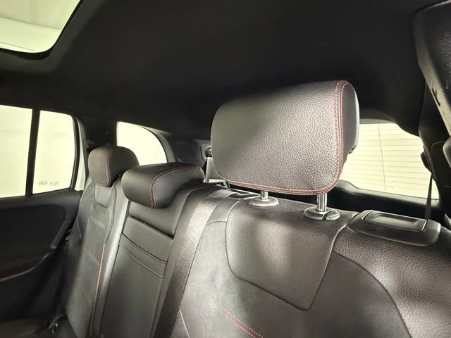 Used 2021 Mercedes-Benz GLB 250 image 31
