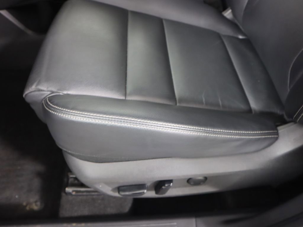 Used 2021 Nissan Rogue SL image 21