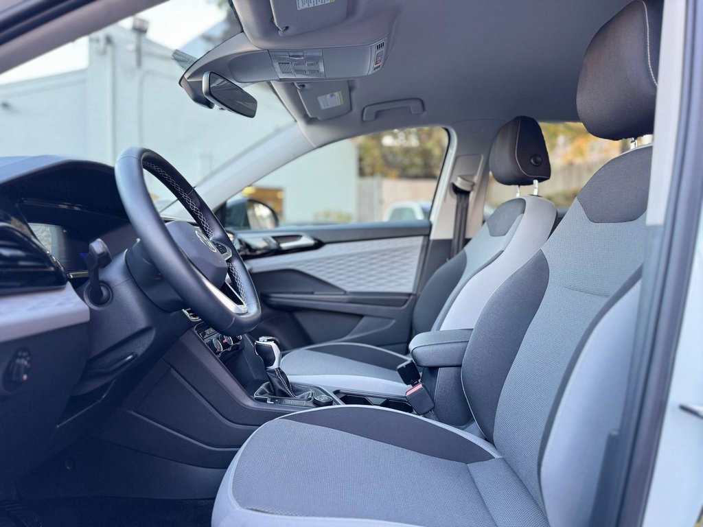 Used 2024 Volkswagen Taos S image 17