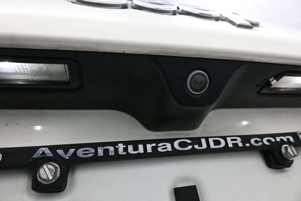 Used 2020 Jeep Compass Latitude FWD image 34