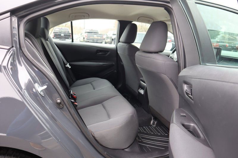 Used 2024 Toyota Corolla LE image 17