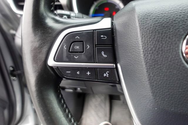 Certified 2023 Toyota Highlander XLE image 40