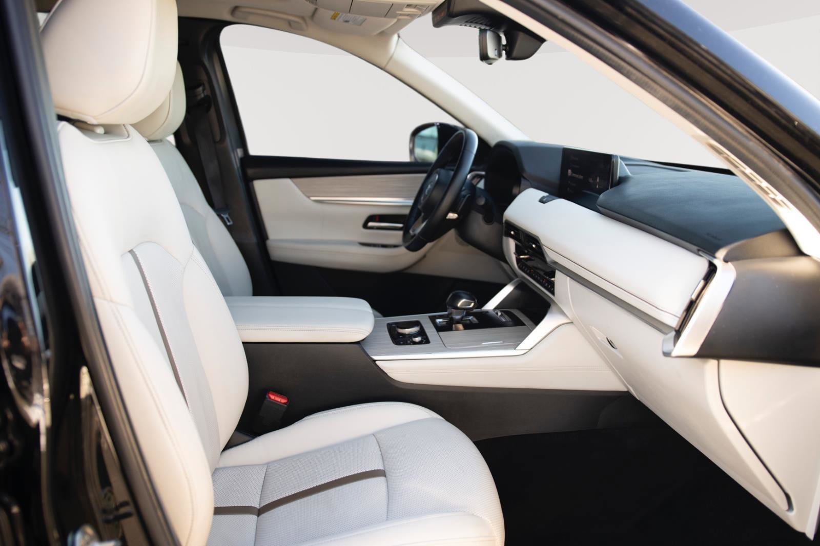 Used 2024 MAZDA CX-90 Plug-In Hybrid w/ Premium Plus image 19