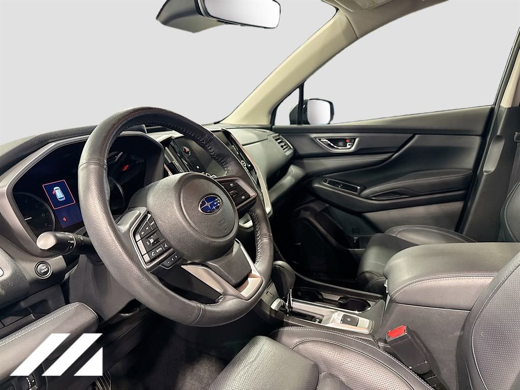 Used 2023 Subaru Ascent Limited w/ Technology Package image 9