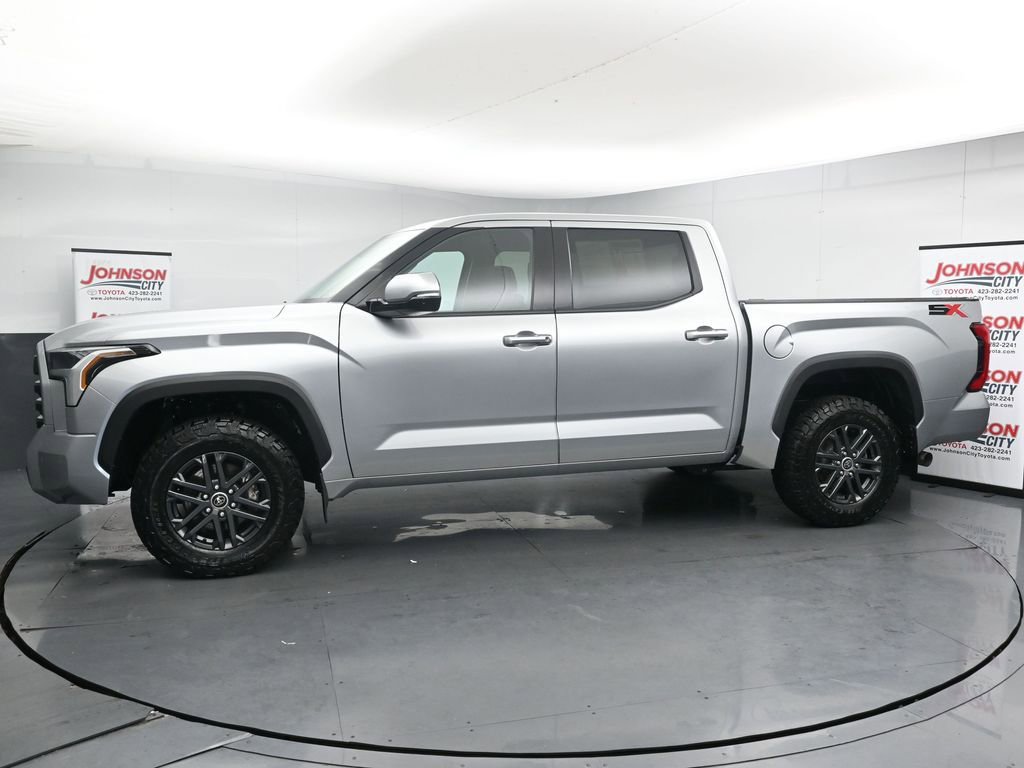 Used 2023 Toyota Tundra SR5 w/ SR5 Convenience Package AWD/4WD image 5