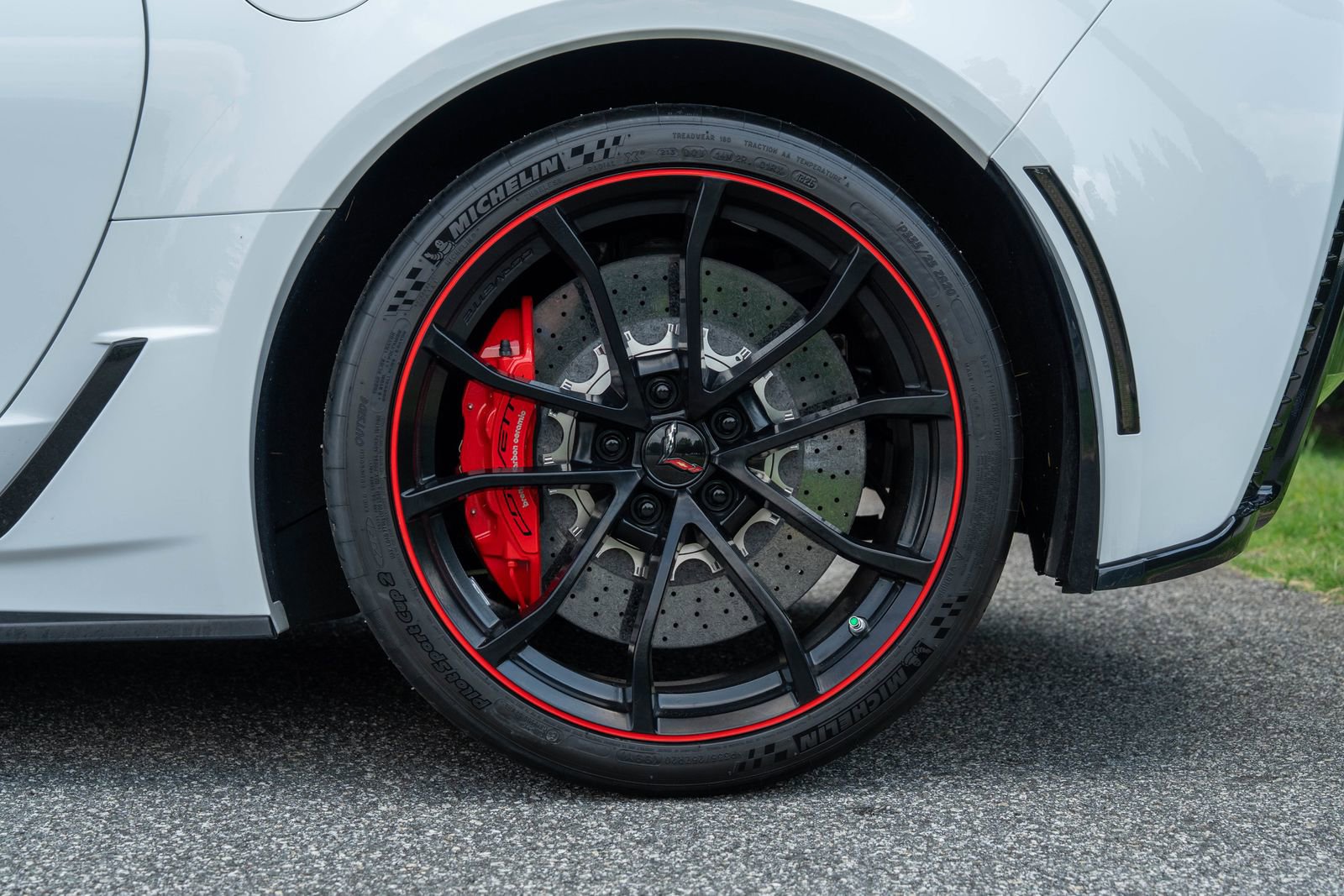 Used 2018 Chevrolet Corvette Grand Sport w/ Z07 Performance Package image 10