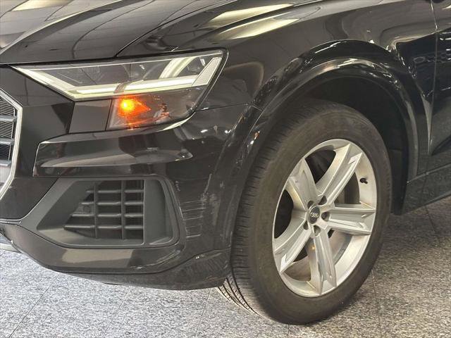 Used 2019 Audi Q8 Premium w/ Convenience Package AWD/4WD image 4