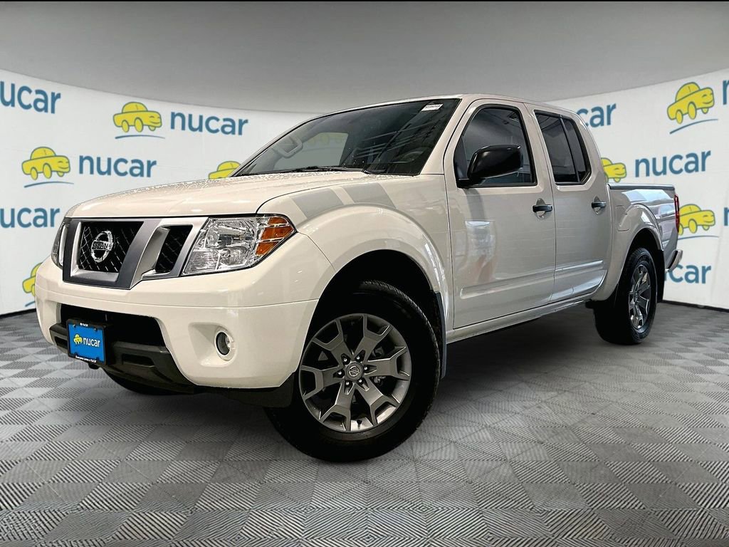 Used 2020 Nissan Frontier SV image 3