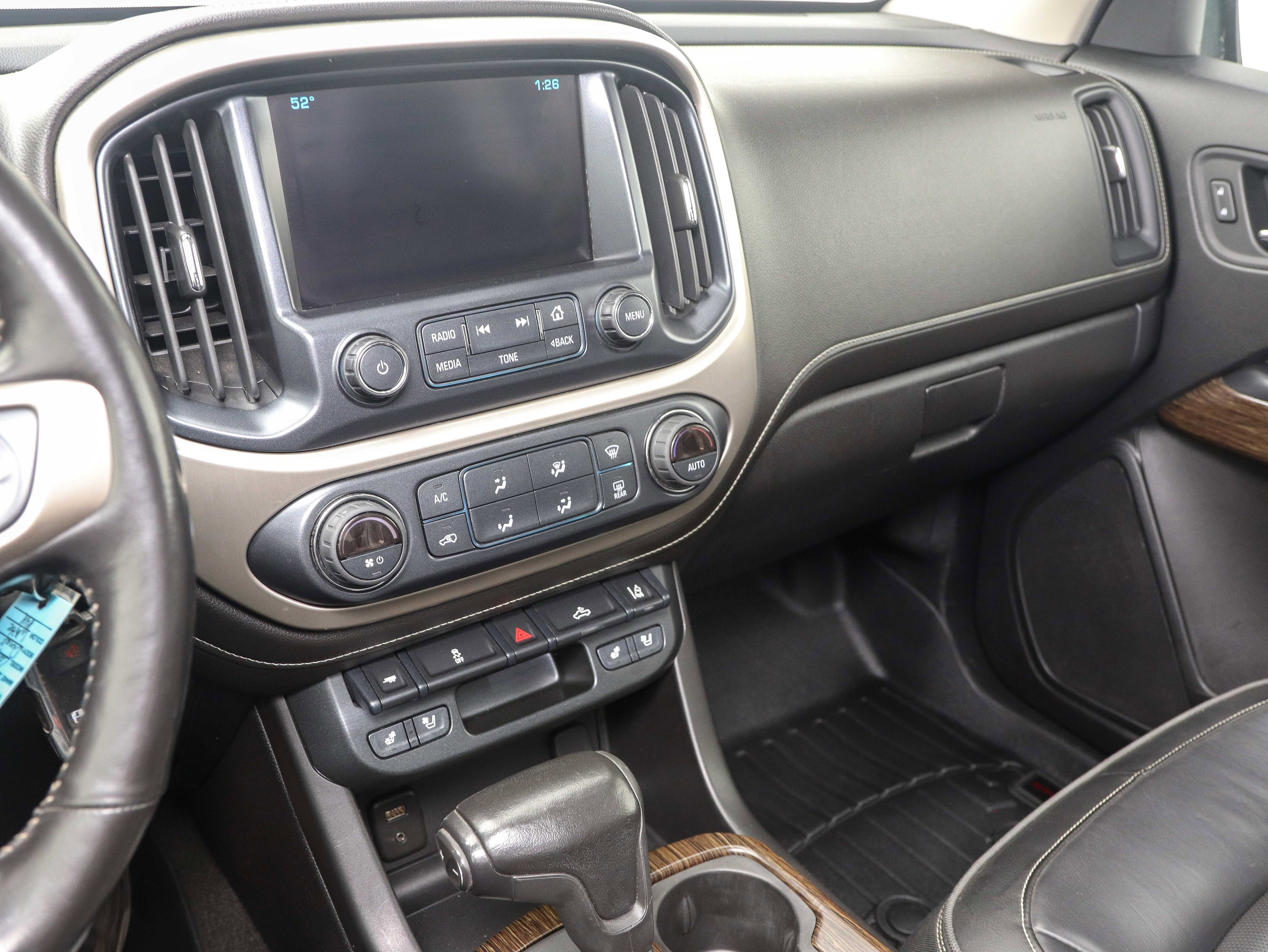 Used 2018 GMC Canyon Denali image 20