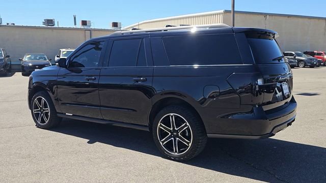 Used 2021 Ford Expedition Max Limited AWD/4WD image 2