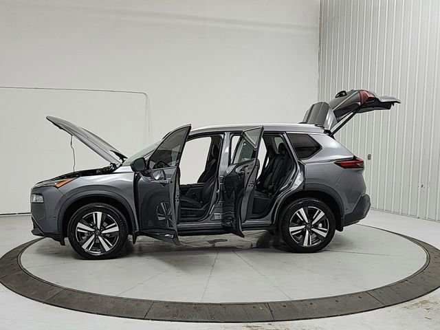 Used 2023 Nissan Rogue SL w/ SL Premium Package image 12