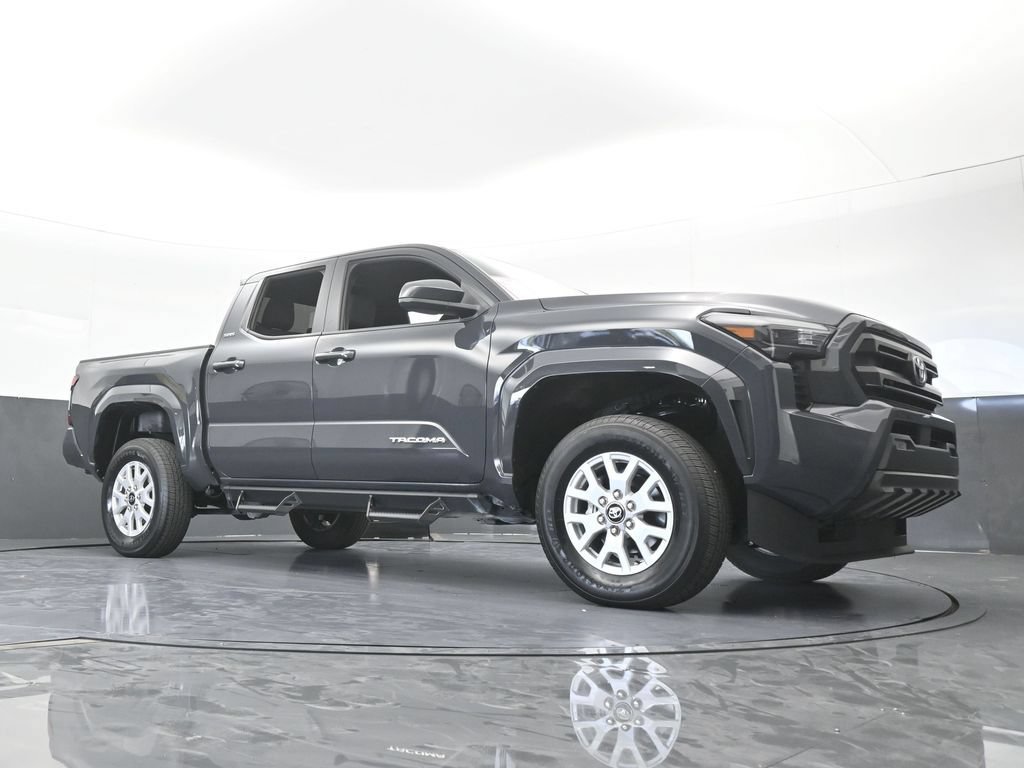 Used 2024 Toyota Tacoma SR5 RWD image 61