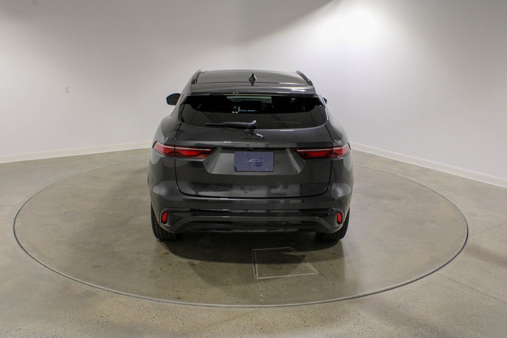 New 2025 Jaguar F-PACE R-Dynamic S image 4