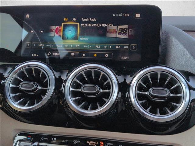 Used 2022 Mercedes-Benz GLA 250 4MATIC image 15