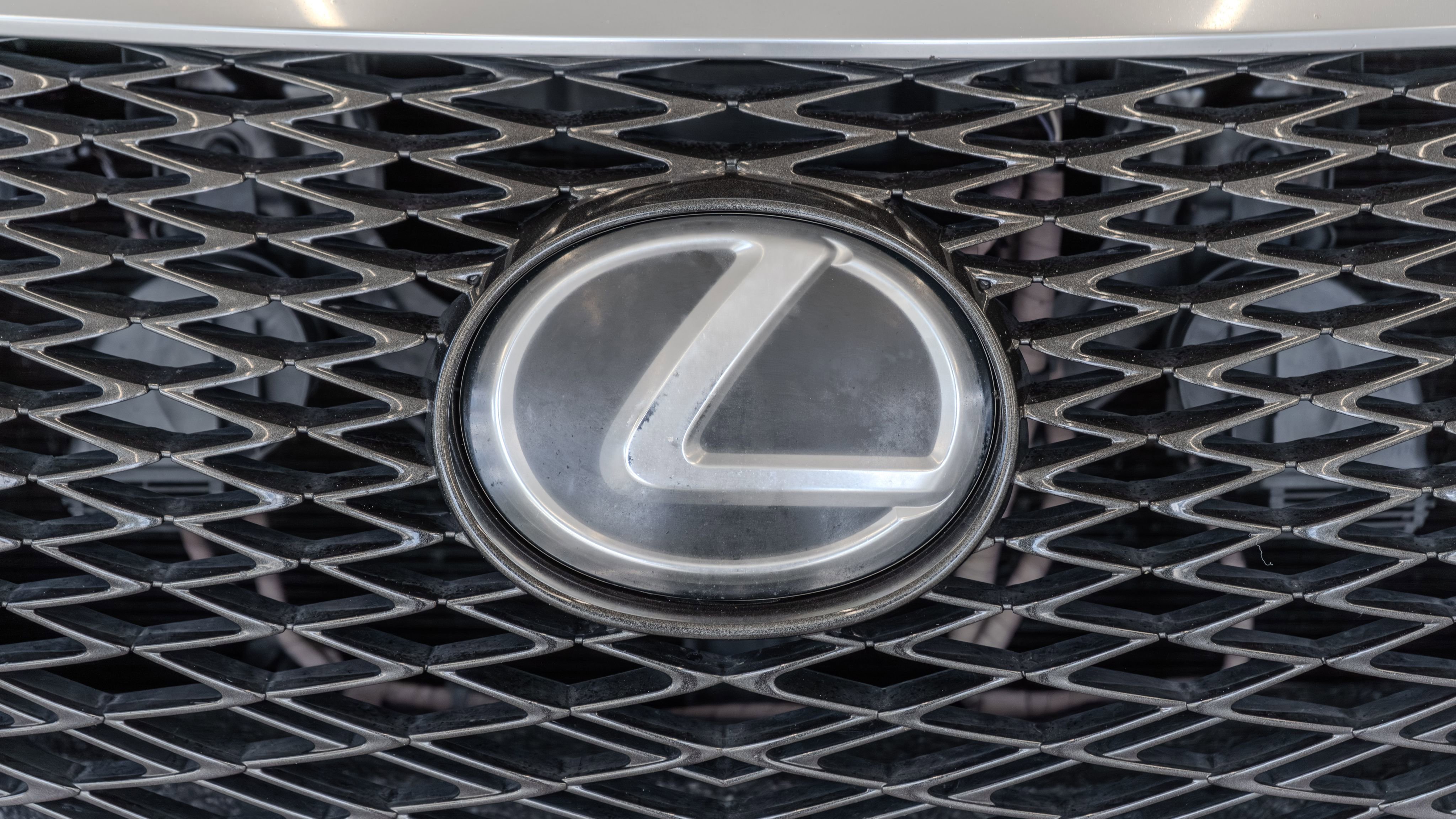 Used 2017 Lexus RX 350 F Sport w/ Accessory Package AWD/4WD image 5