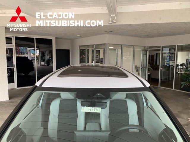 New 2025 Mitsubishi Outlander SE image 10