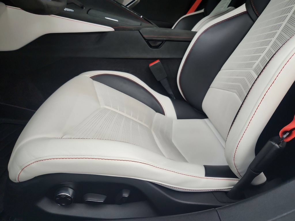 Used 2023 Chevrolet Corvette Stingray Premium Cpe w/ Z51 Performance Package RWD image 22