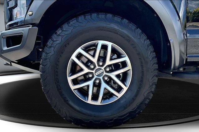 Used 2018 Ford F150 Raptor w/ Equipment Group 802A Luxury AWD/4WD image 32