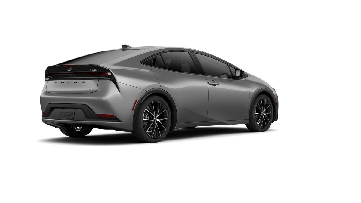 New 2026 Toyota Prius XLE FWD image 10