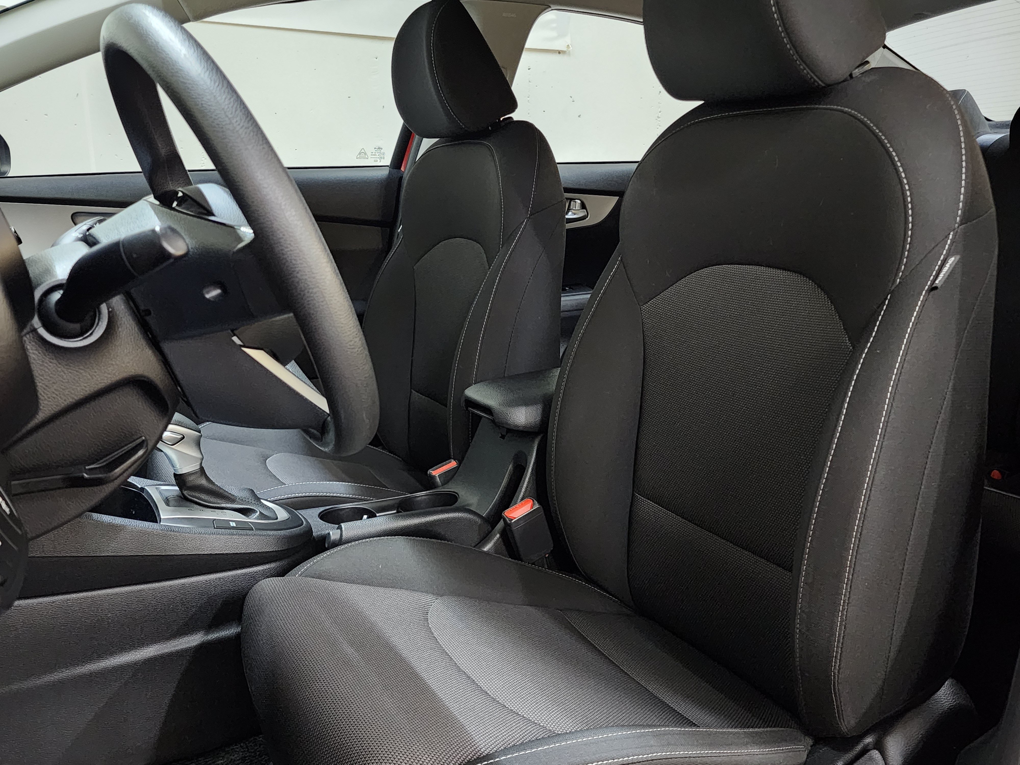 Used 2023 Kia Forte LXS w/ LXS Technology Package FWD image 16