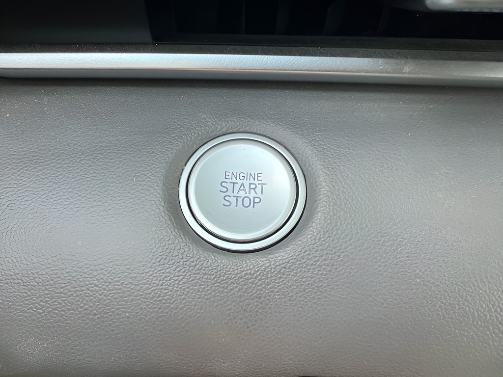 Used 2023 Hyundai Elantra Blue FWD image 23