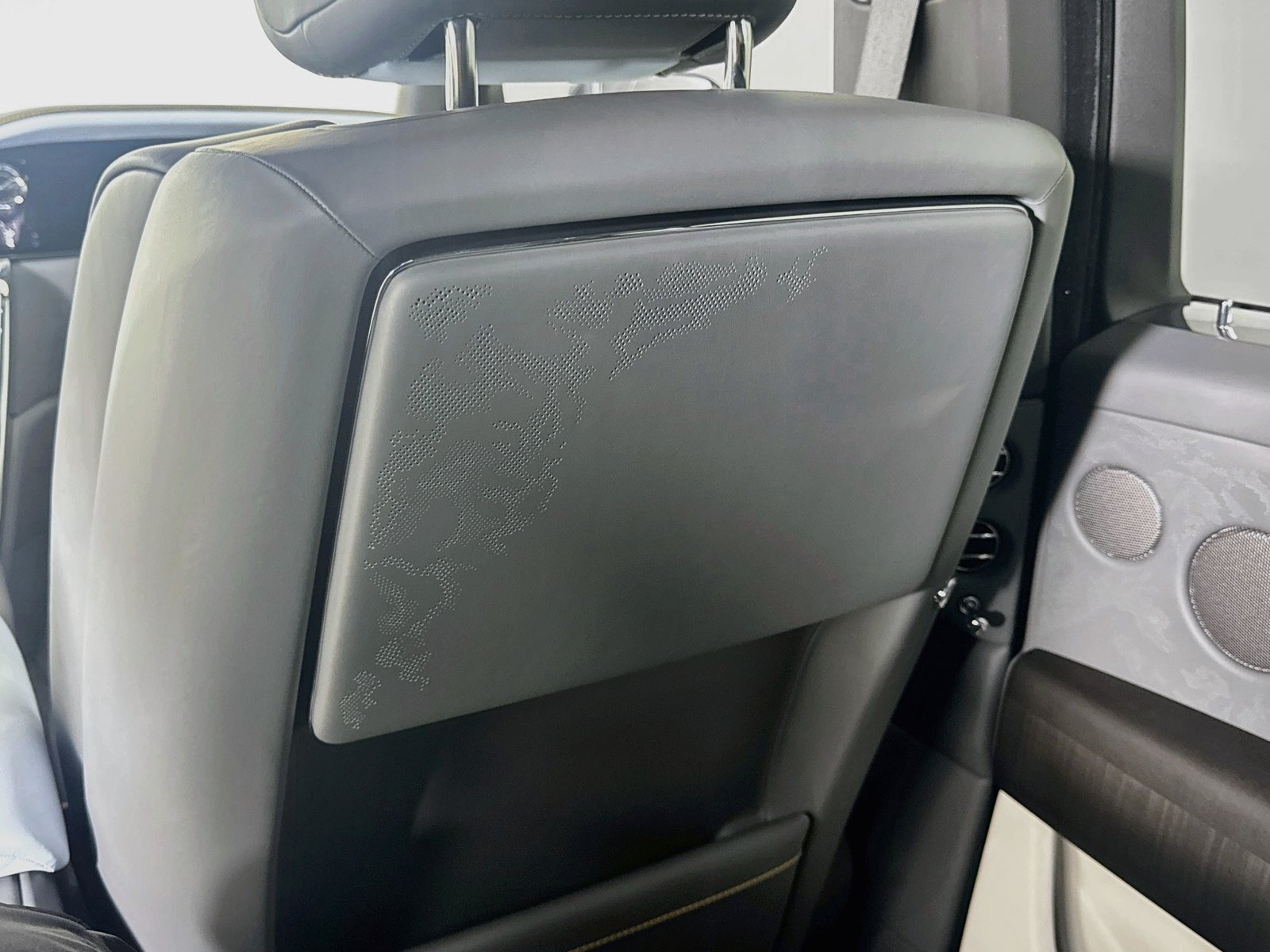 Certified 2026 Rolls-Royce Cullinan AWD/4WD image 24