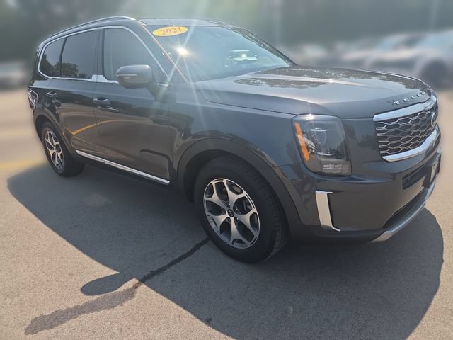 Certified 2021 Kia Telluride EX w/ Towing Package AWD/4WD image 9