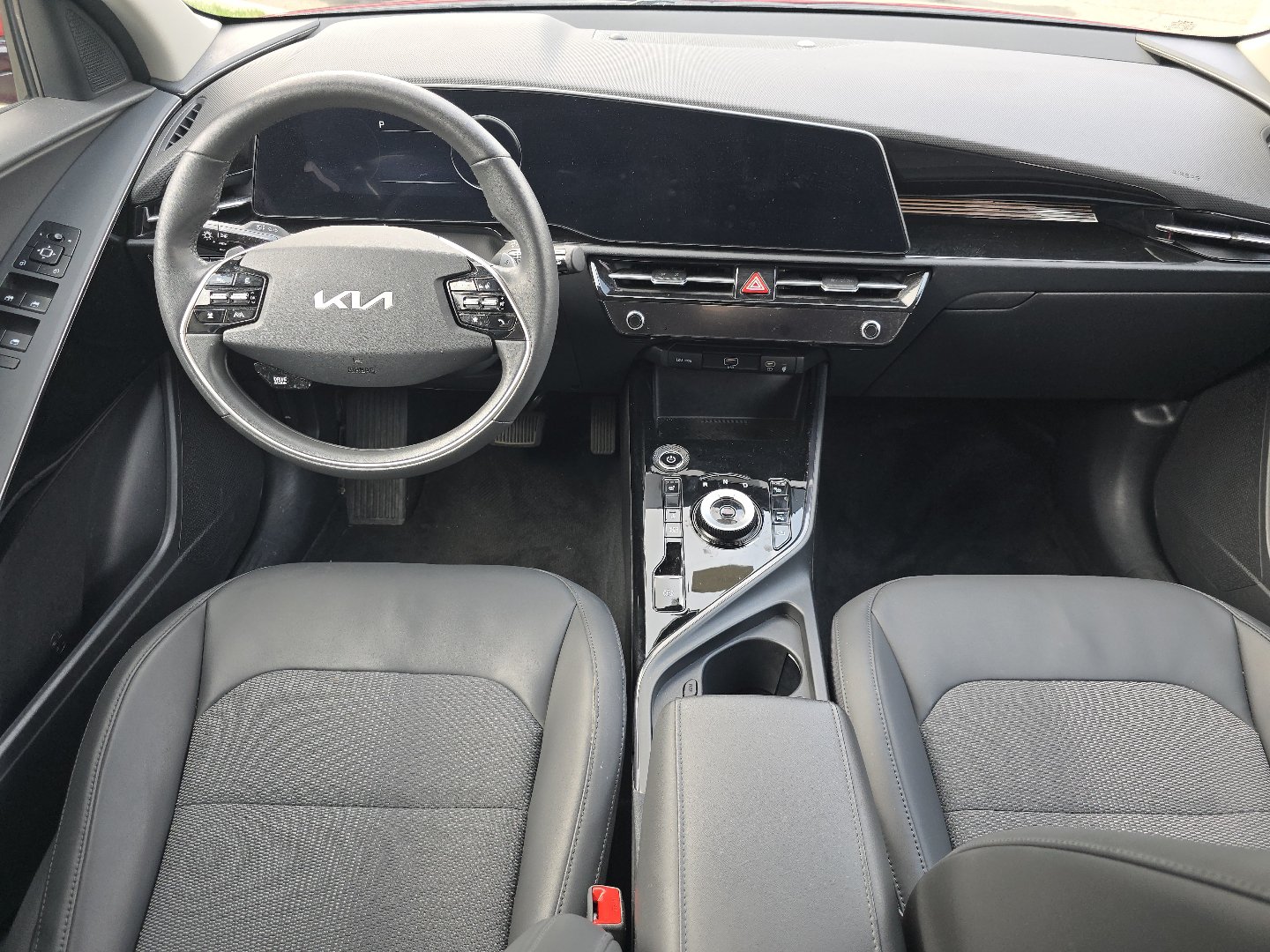 Used 2024 Kia Niro Wind w/ Wind Preserve Package FWD image 21