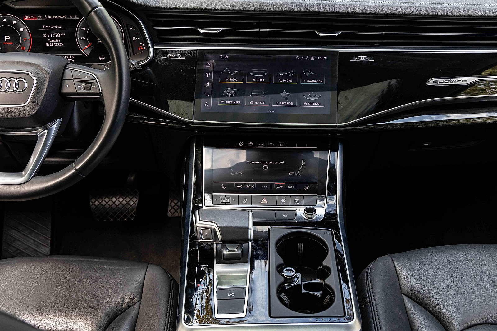 Used 2024 Audi Q7 Premium Plus image 11