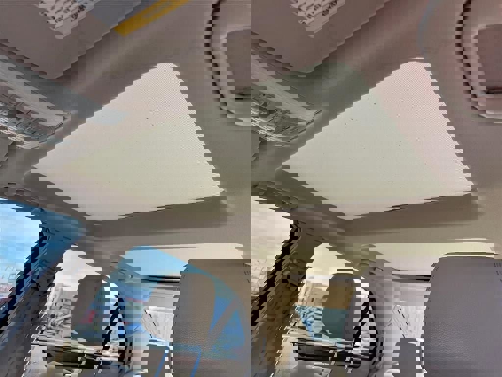 Used 2014 Mercedes-Benz E 350 4MATIC Sedan w/ Premium 1 Package image 17