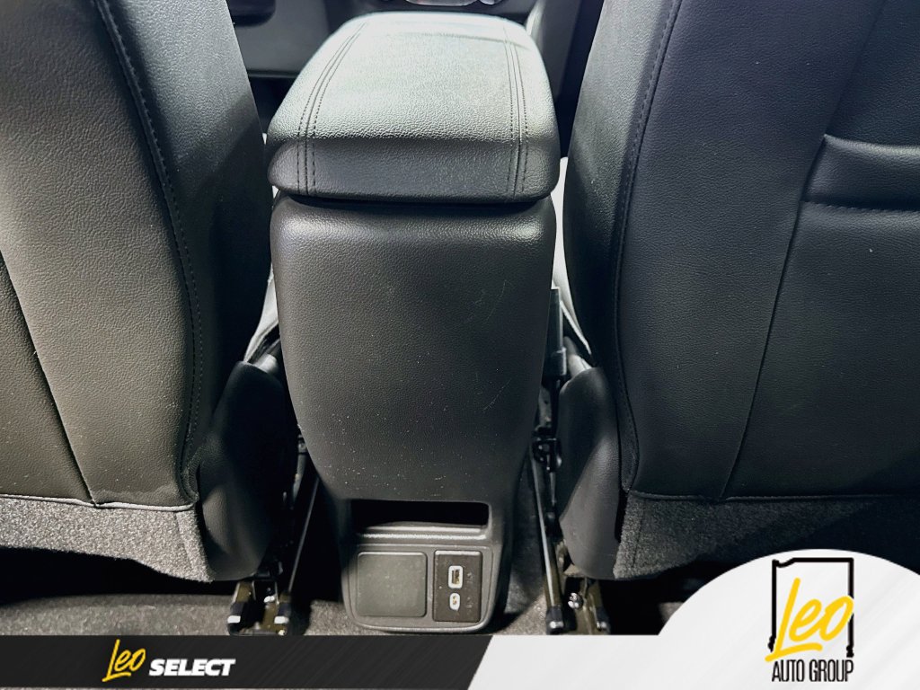 Used 2024 Buick Encore GX Preferred FWD image 25