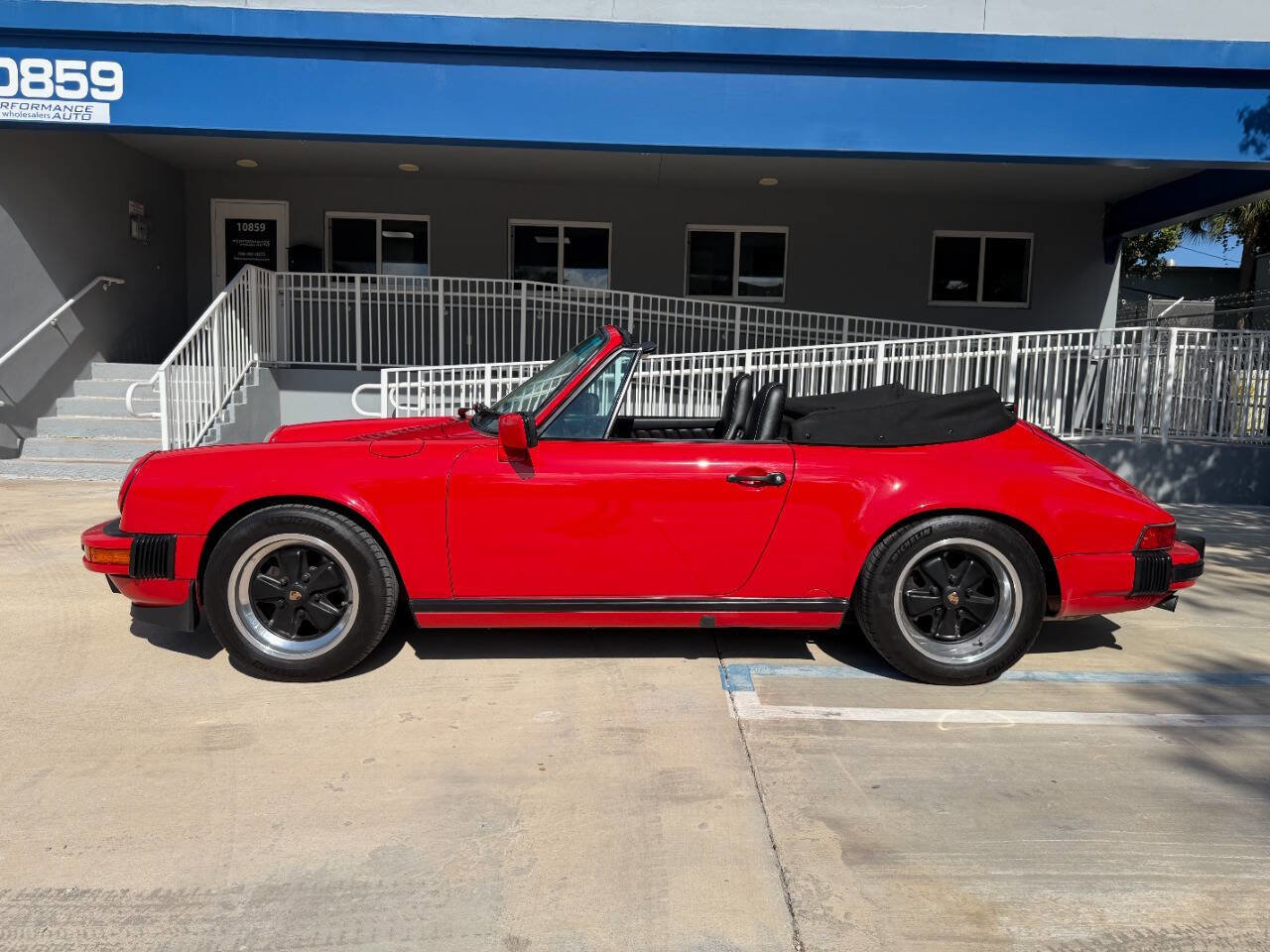 Used 1988 Porsche 911 Carrera image 2