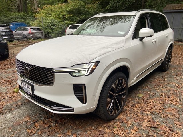 New 2026 Volvo XC90 B6 Ultra image 3