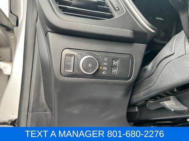 Used 2020 Ford Escape SEL FWD image 18