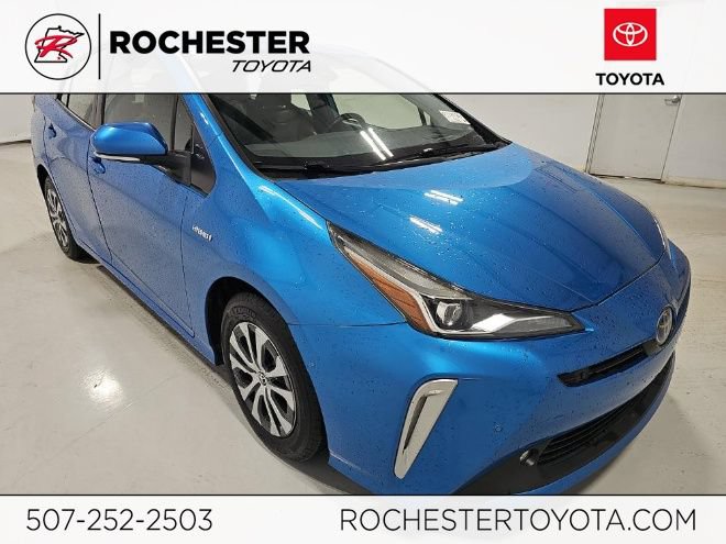 Used 2021 Toyota Prius XLE AWD/4WD image 1