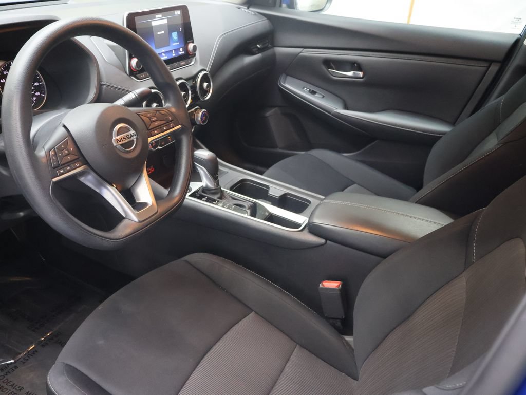 Used 2023 Nissan Sentra SV FWD image 17