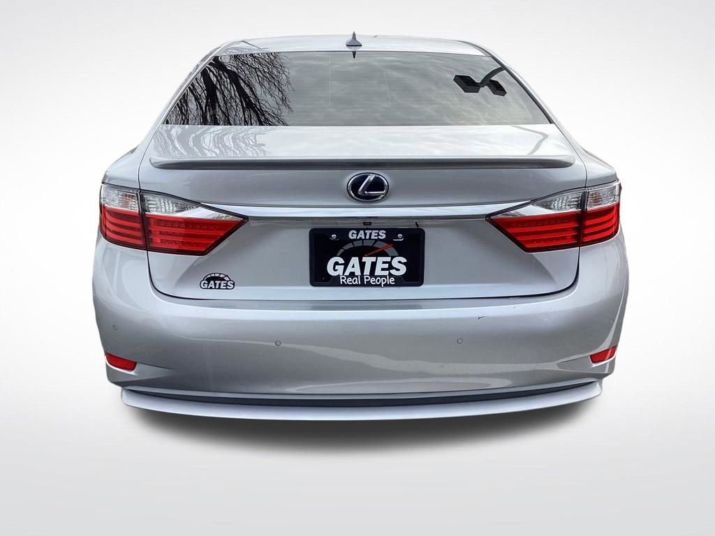 Used 2013 Lexus ES 300h w/ Ultra Luxury Pkg image 9
