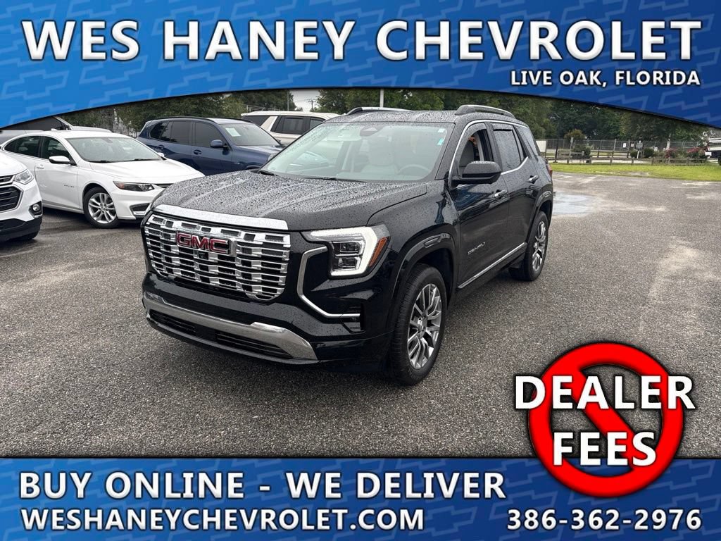 Used 2026 GMC Terrain Denali AWD/4WD image 1