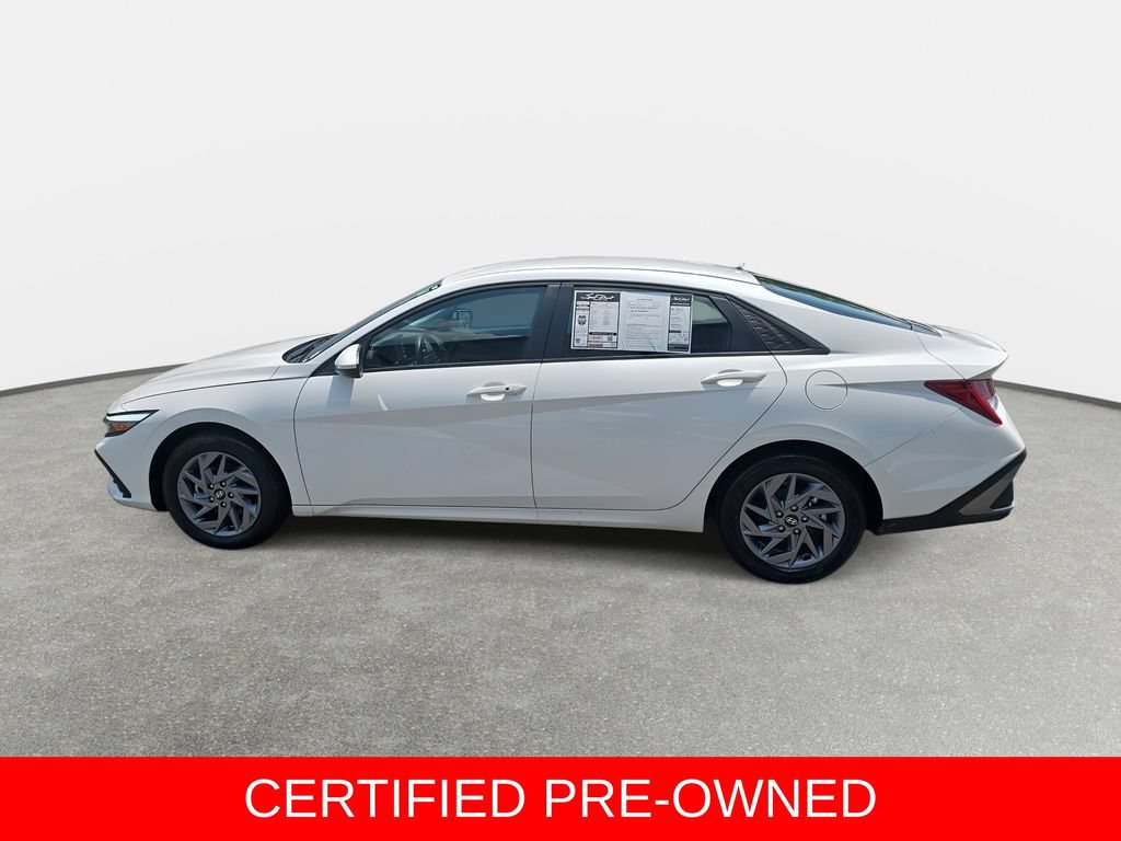 Certified 2025 Hyundai Elantra Hybrid FWD image 8