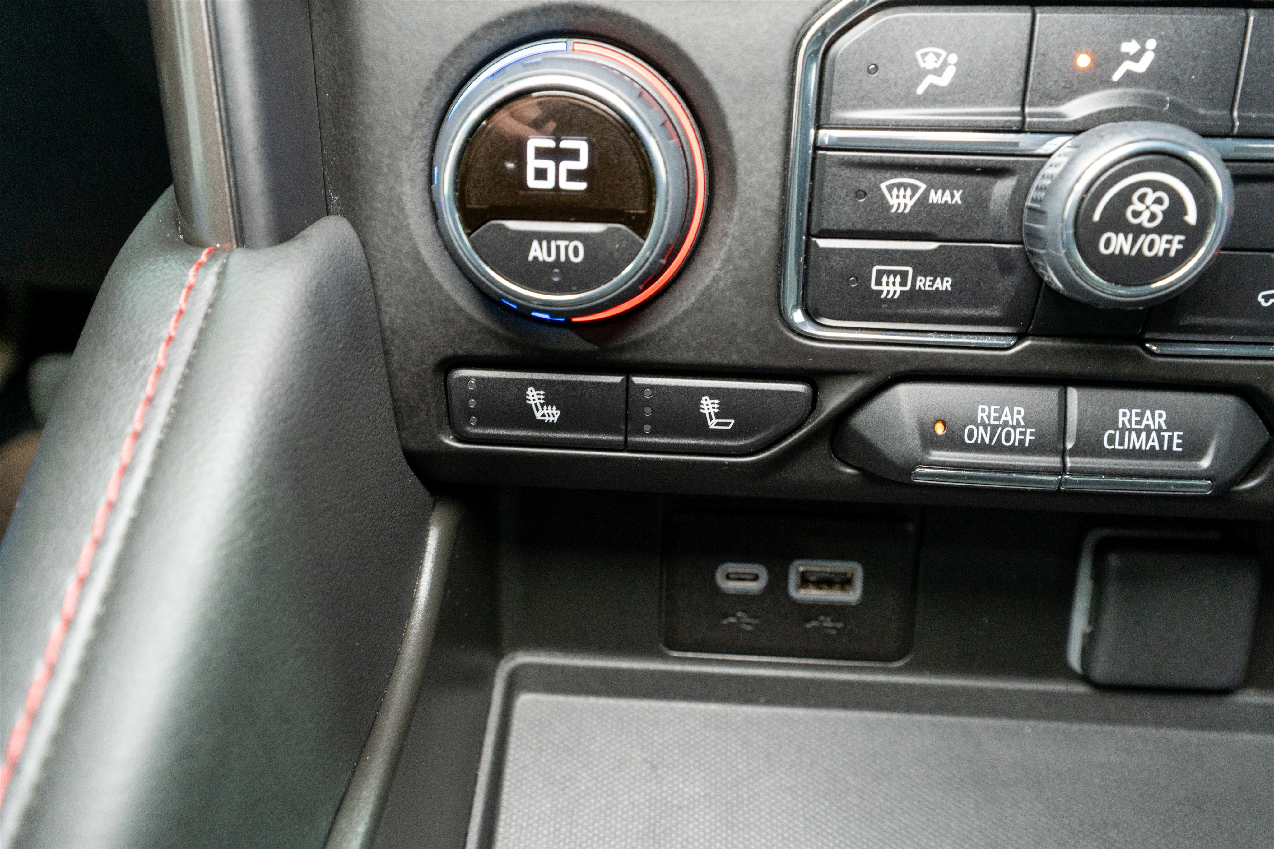 Used 2023 Chevrolet Tahoe RST w/ Luxury Package image 21