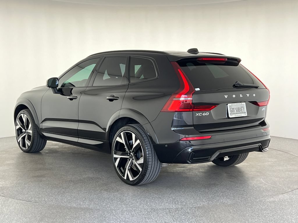 Used 2026 Volvo XC60 B5 Ultra w/ Climate Package AWD/4WD image 7