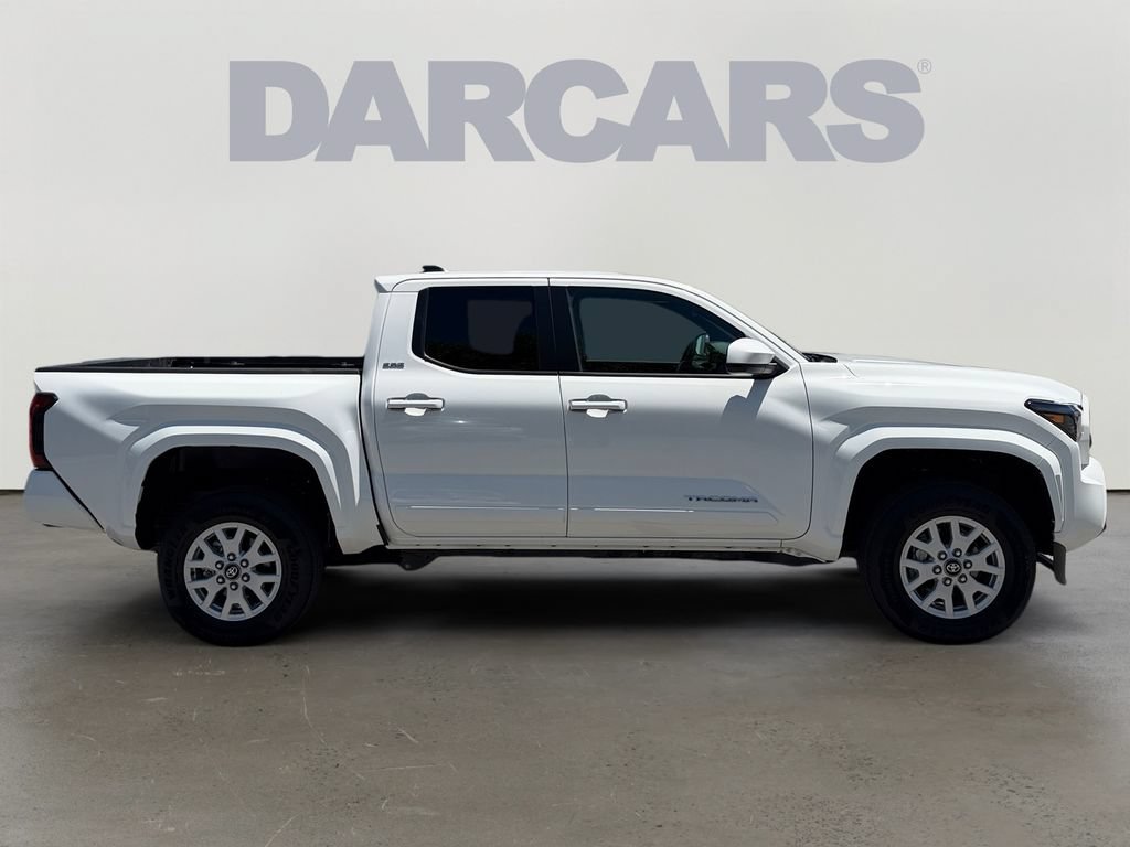 Certified 2026 Toyota Tacoma SR5 AWD/4WD image 8