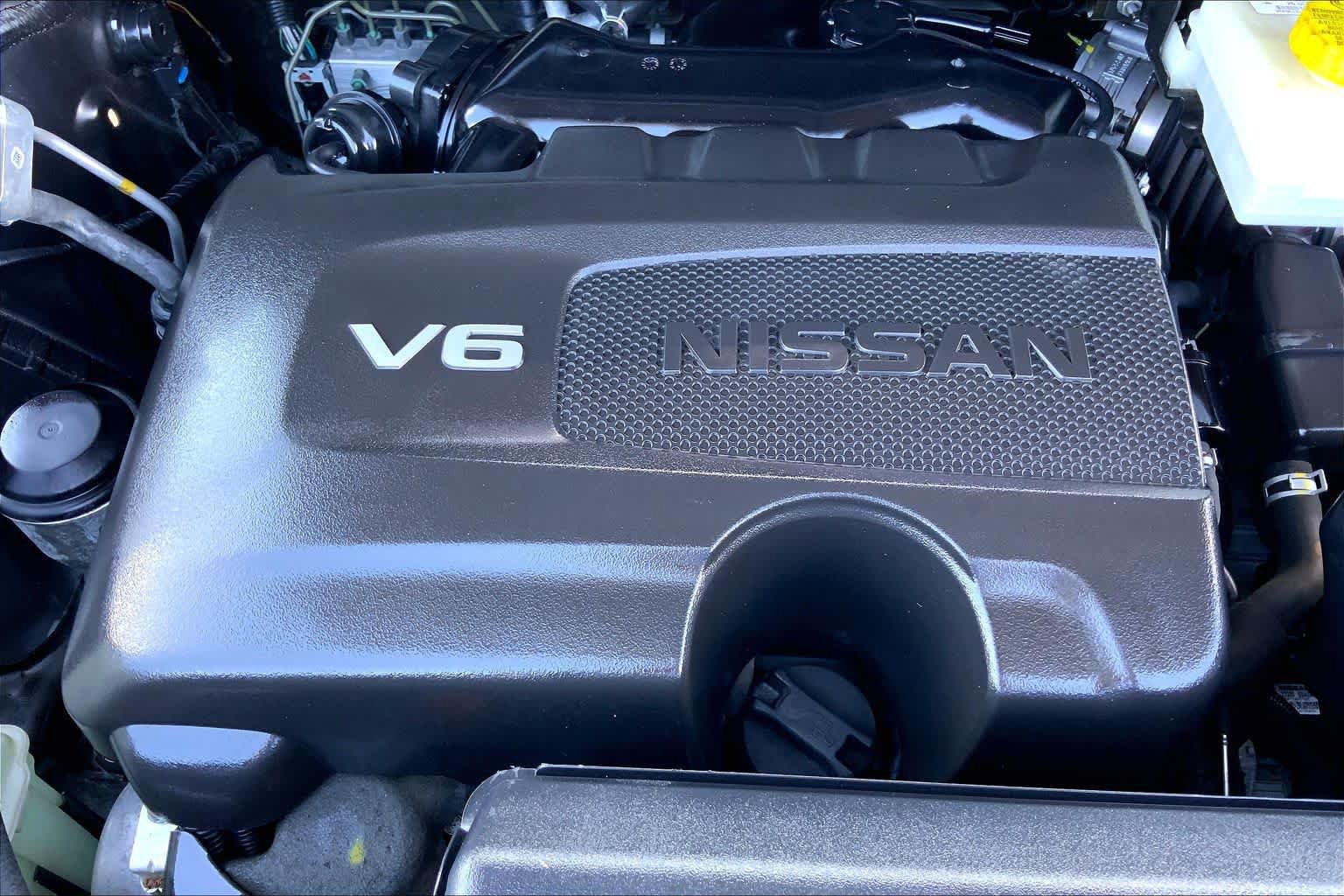 Used 2022 Nissan Pathfinder SV FWD image 32